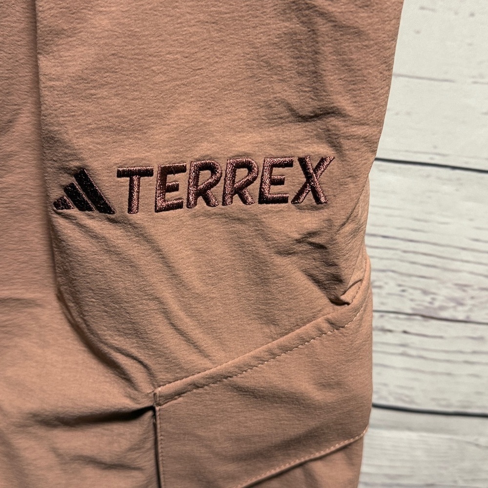 Adidas Terrex Xploric Cargo pants - Picture 3 of 5